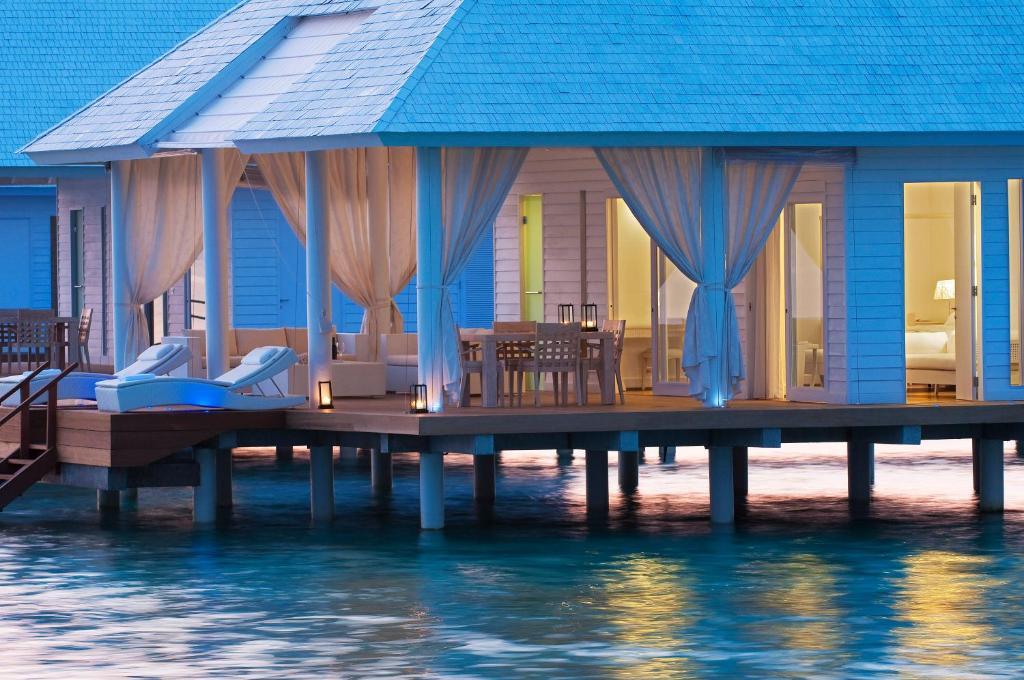 Diamonds Athuruga Beach & Water Villas Экстерьер фото