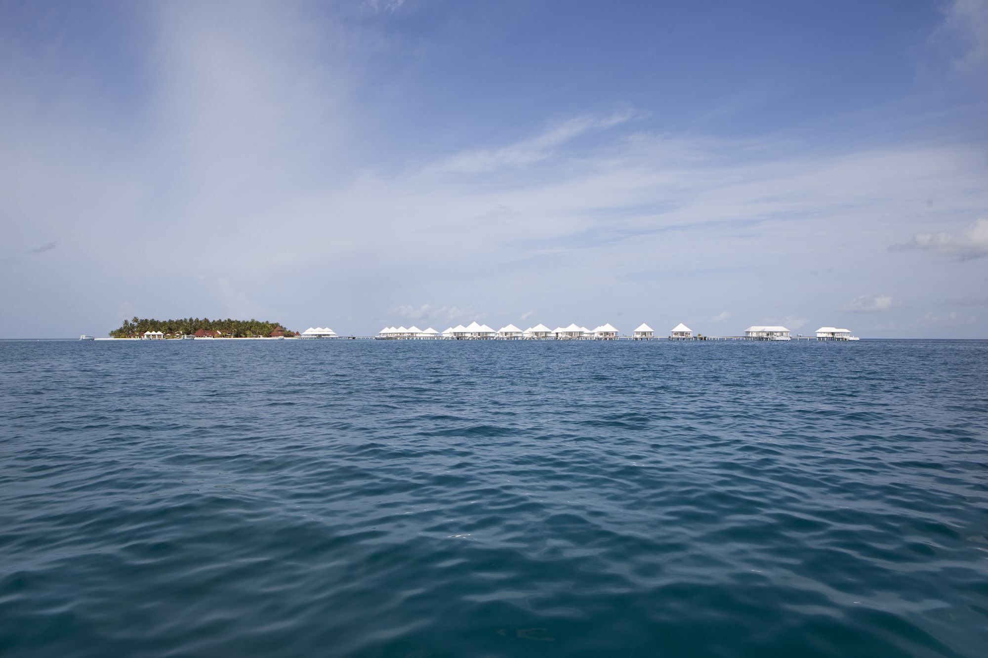 Diamonds Athuruga Beach & Water Villas Экстерьер фото