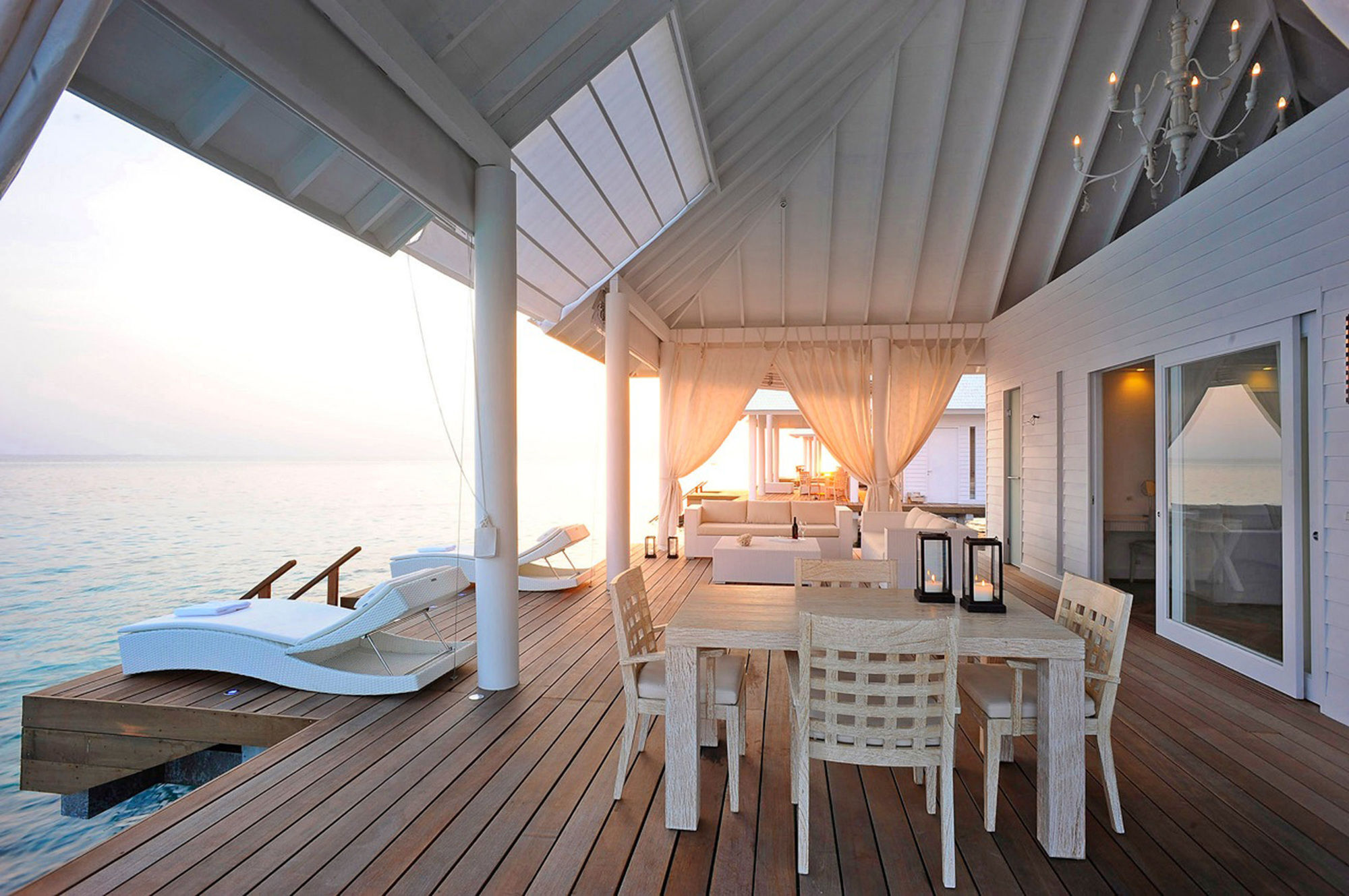 Diamonds Athuruga Beach & Water Villas Экстерьер фото